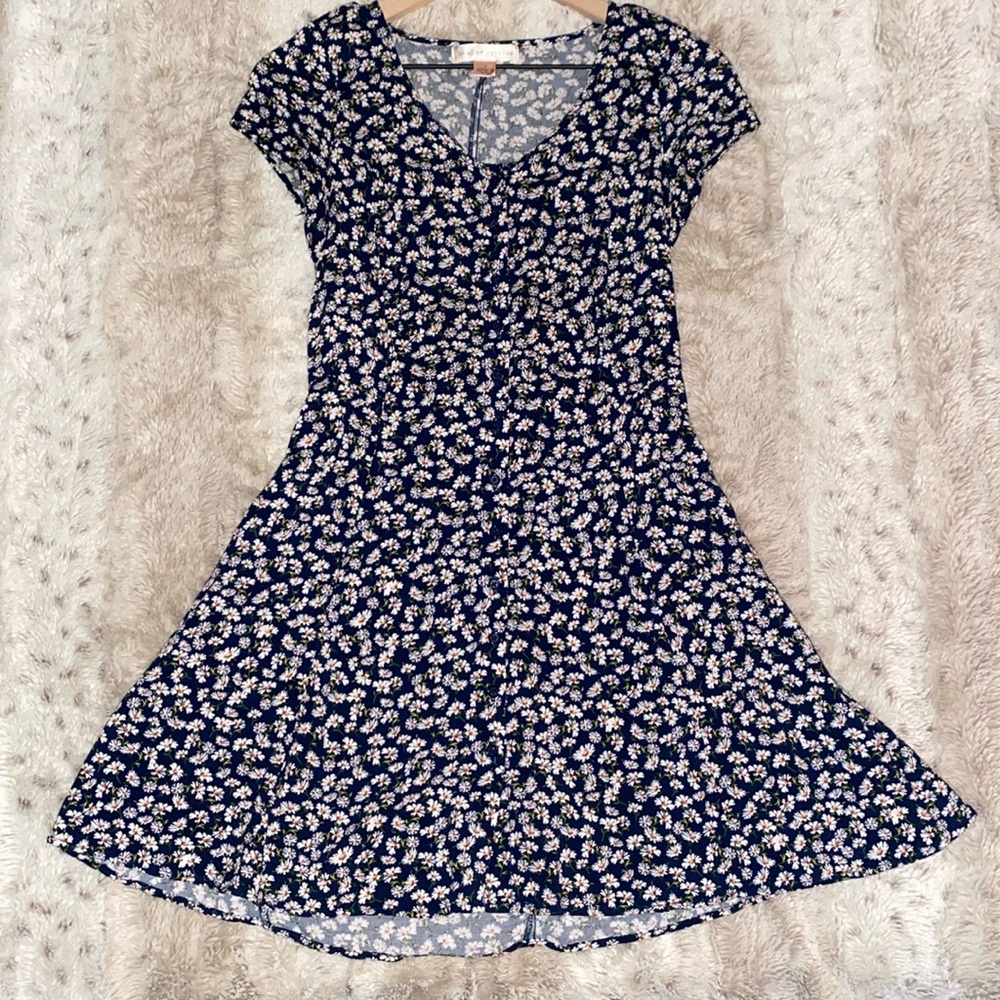 Band of Gypsies boho all over daisy print mini dress size small
